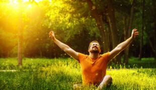 Homme en forme après revitalisation