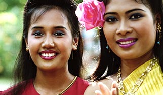 visage-indienne femmes d