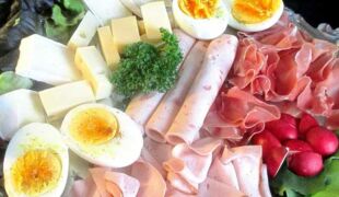 viandes, fromages, oeufs
