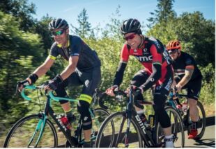 cyclistes en sortie vélo